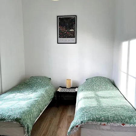 Charming Flat In Apartamento Nice